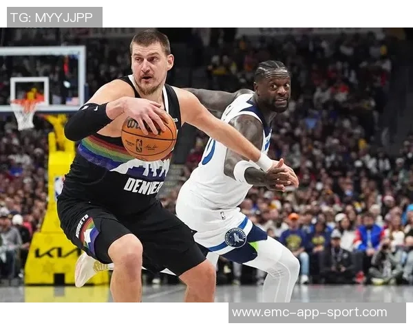 约基奇最后30秒对爱德华兹犯规漏判引发争议裁判报告揭示关键时刻失误